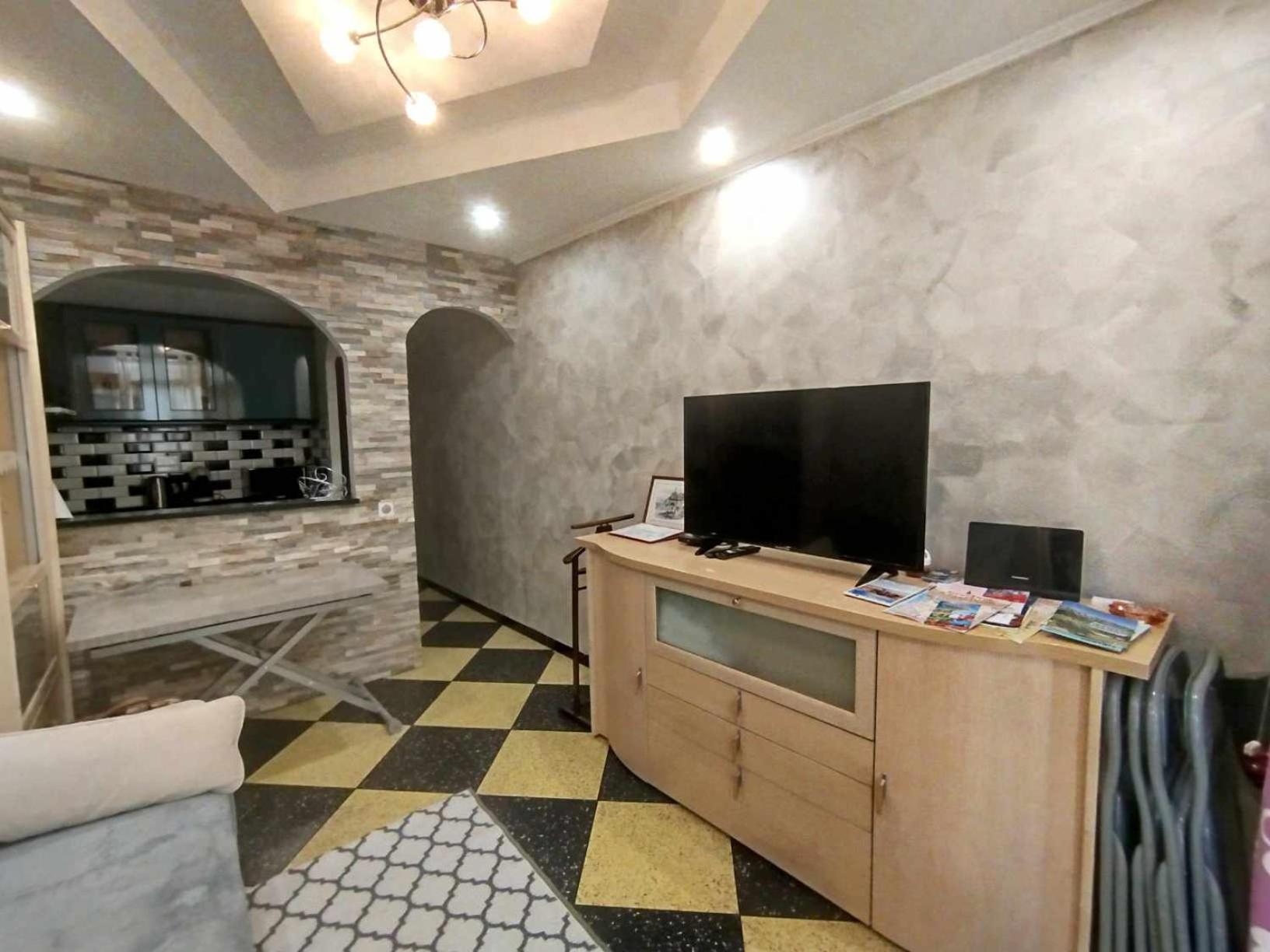 Charmant Appartement Au Coeur De Тараскон Экстерьер фото
