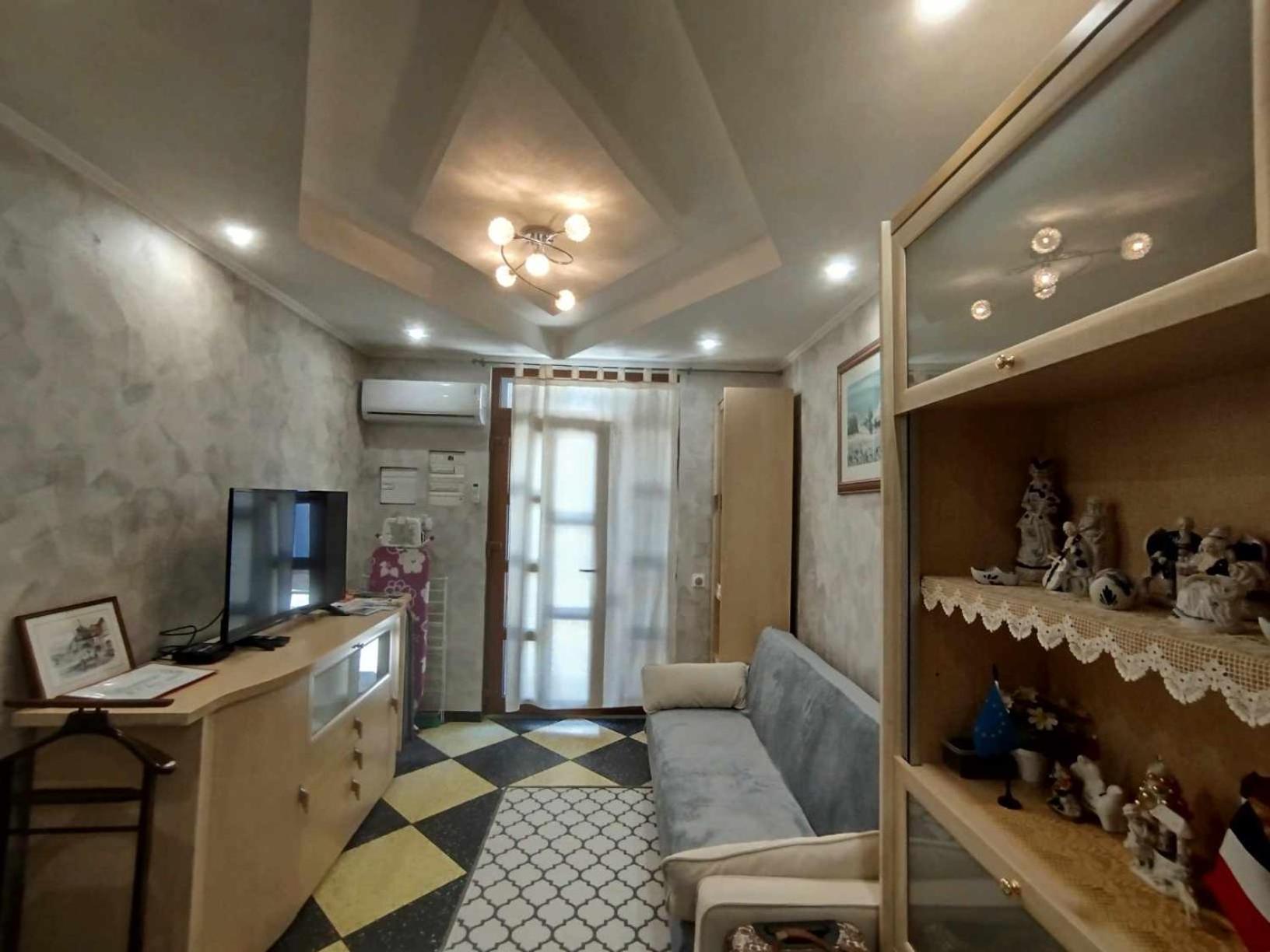 Charmant Appartement Au Coeur De Тараскон Экстерьер фото